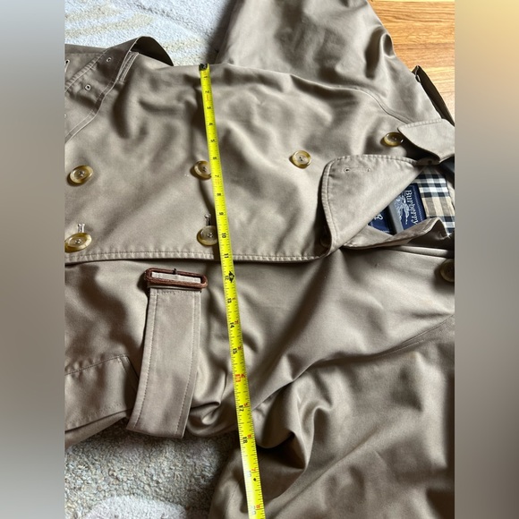 Burberry authentic classic check plaid coat USA 8 medium - Picture 4 of 15